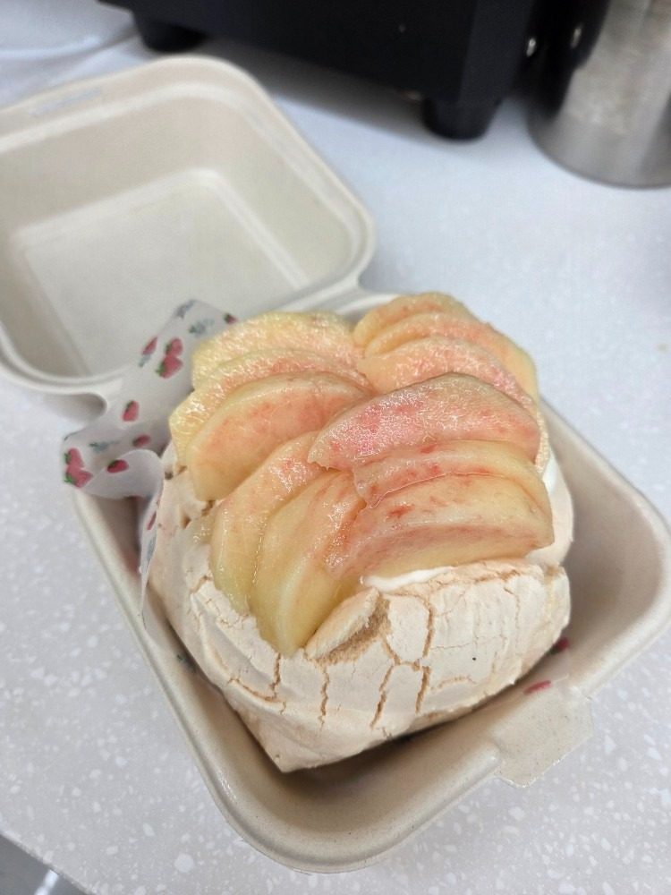 요즘 강남에서 핫한 디저트, 파블로바🍑