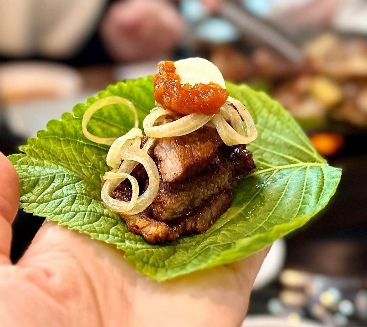 오늘도 갈비 맛깔나게 굽고 있습니다🍖❤️‍🔥