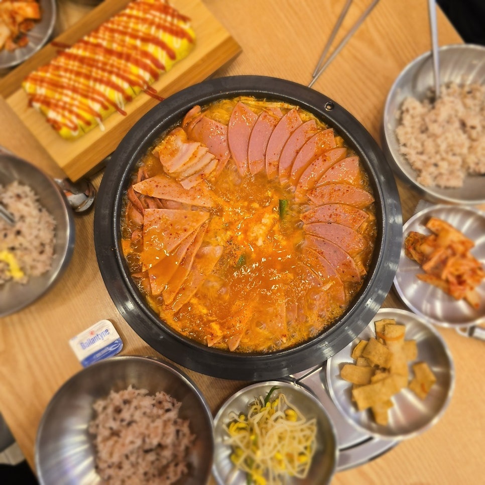 엉클부대찌개 갈마점 picture 2