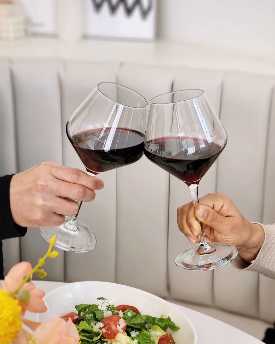 와인 한 잔 하실 분🍷