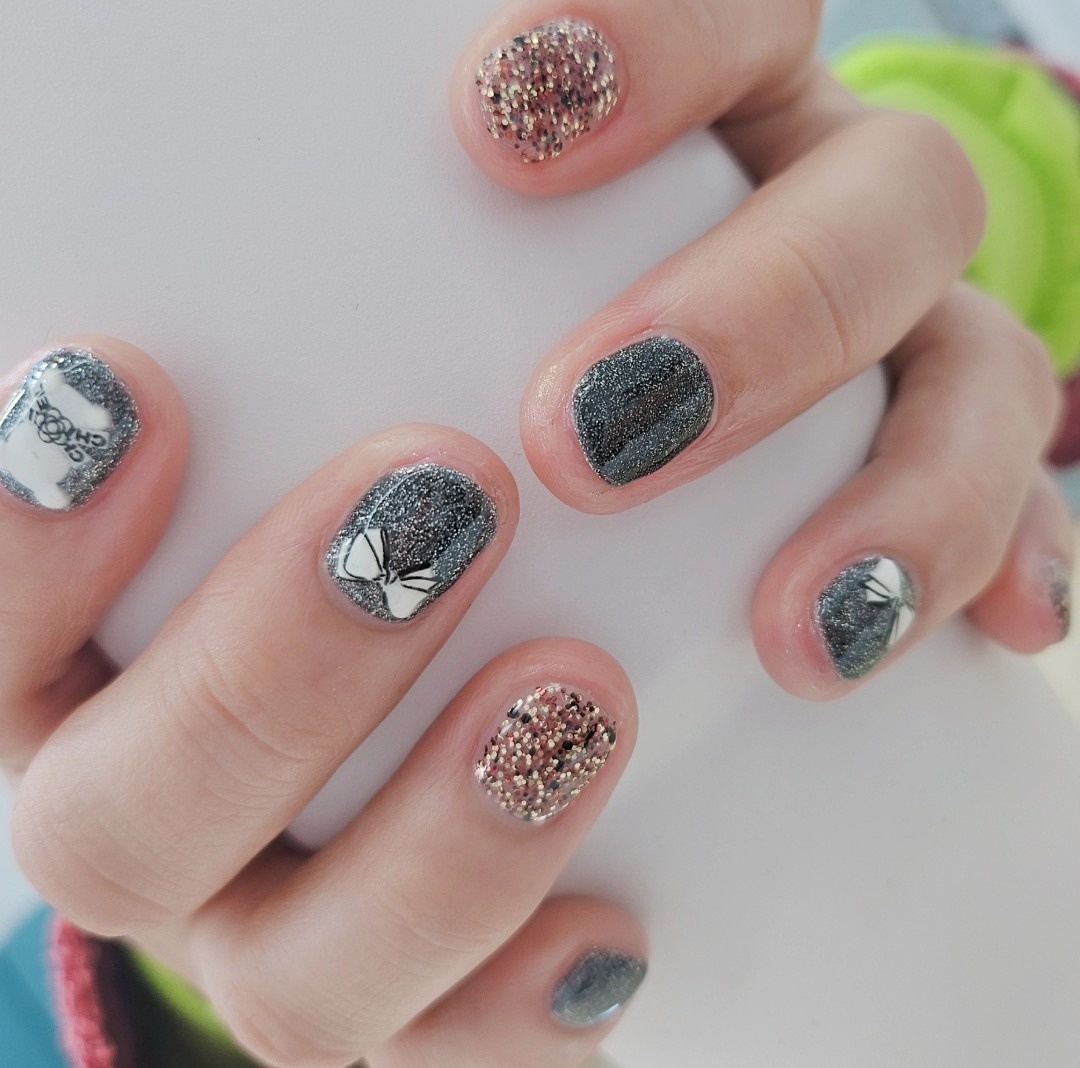 윤네일 picture 6
