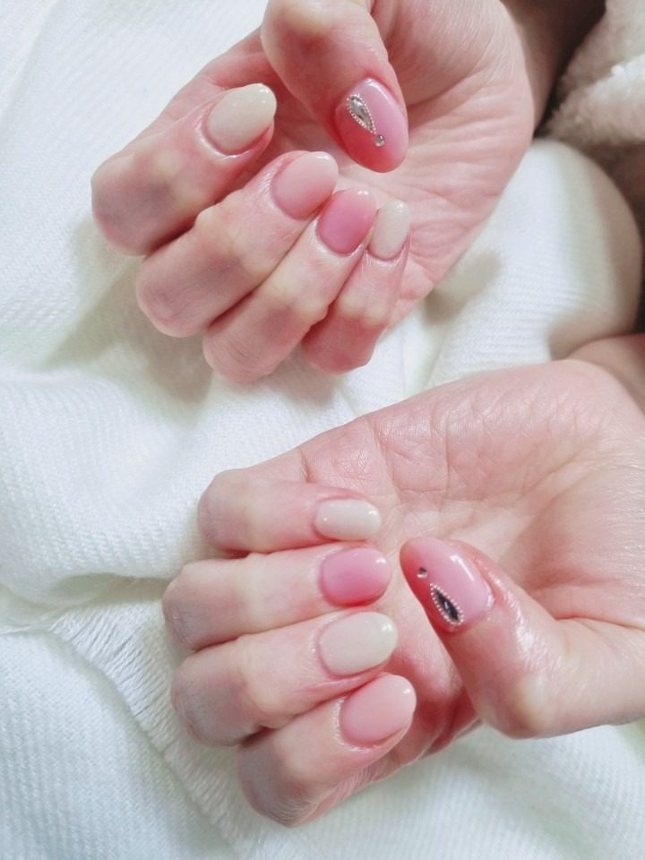 선화 네일 휴무 3월 22일 부터 27일 까지 입니다 