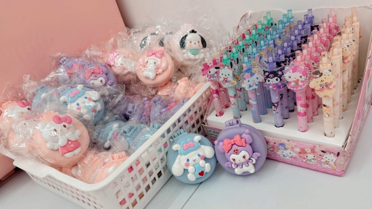 K래쉬로 오시면 귀염 뽀짝이들을 드려요🧸