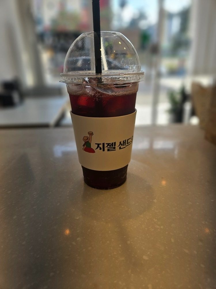 이집 샐러드 꼭 먹어봐야되! 지젤 샌드위치!!  신선한 재료로 정성껏 만드는 지젤 샌드위치 샐러드 꼭 한번 맛보세요