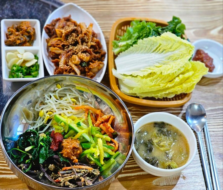 점심특선메뉴 셀프비빔밥정식 오픈 했어요🍚🥄