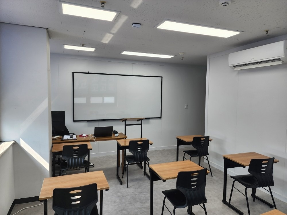 와이에스수학학원 picture 4