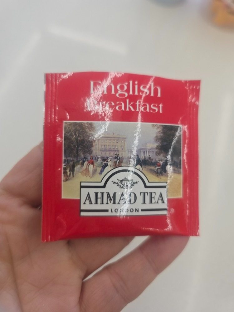 홍차로 우려서 만들어요.//일요일 에그볼단체주문도있어요
