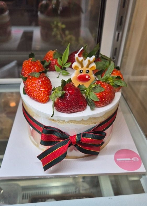 오늘도 딸기케이크🍓🎂