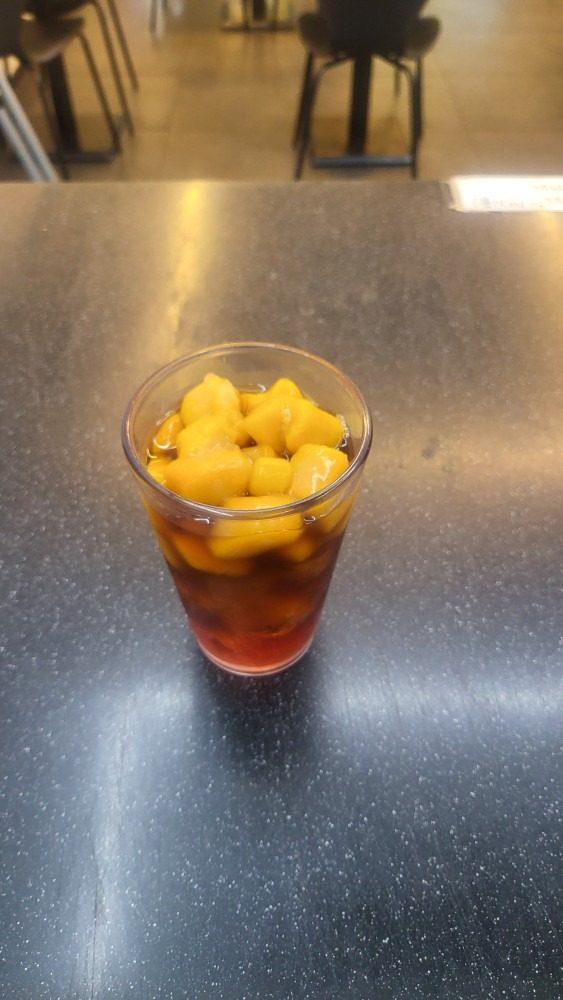🍑캔시플 시그니처 조합! 아이스티 망고추가, 줄여서 ‘아망추’🍹