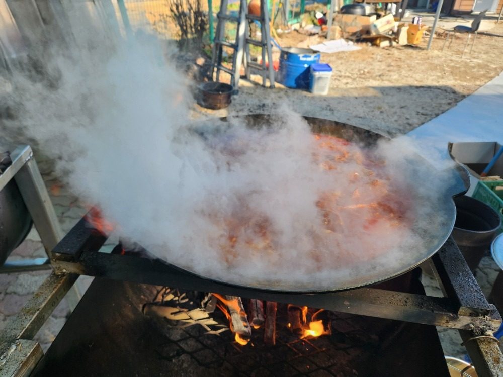 대성리 닭볶음탕 솥뚜껑 요리 해요! ���🍲