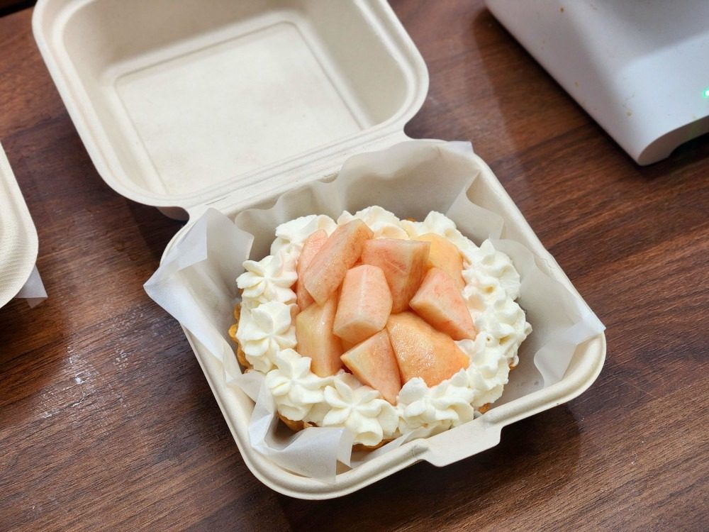매일 다른 과일 타르트, 금요일엔 피자까지!🍕