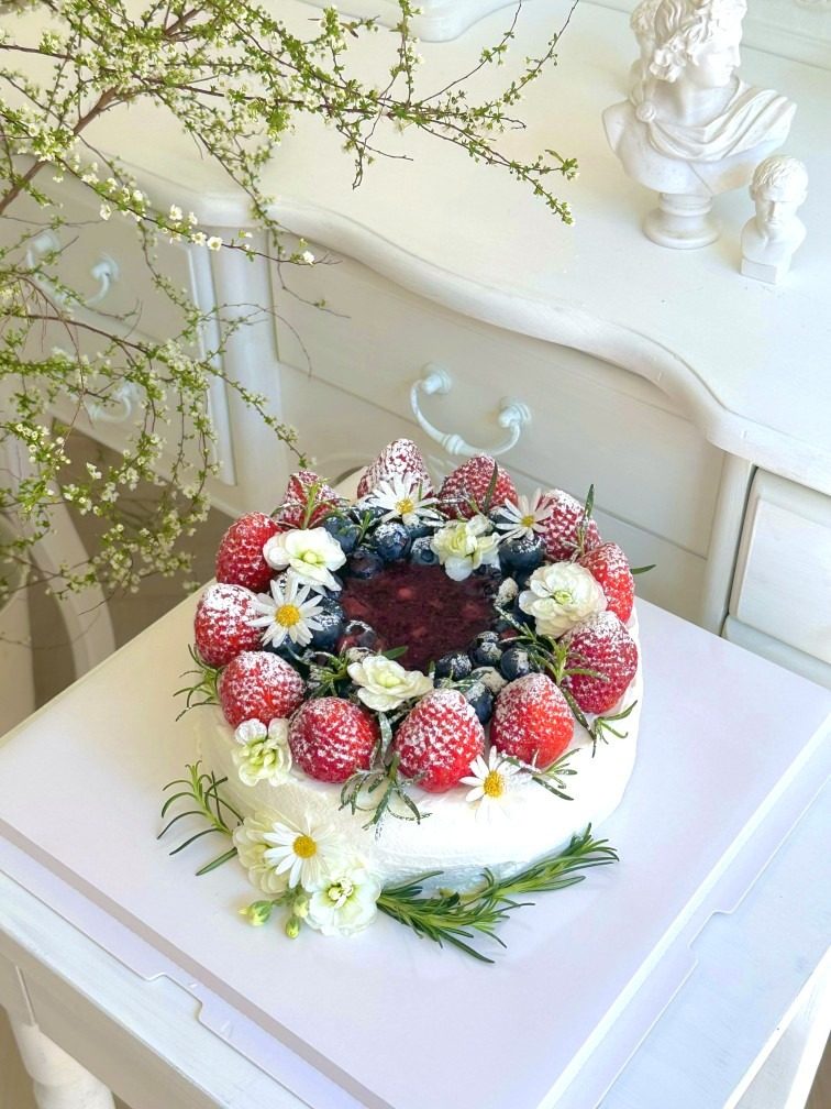 오늘의 신선한 과일🍓🫐