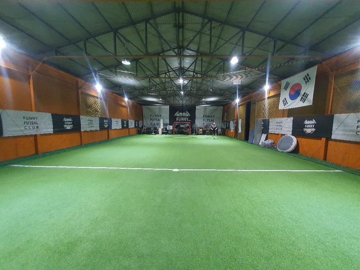 퍼니실내풋살장 picture 0