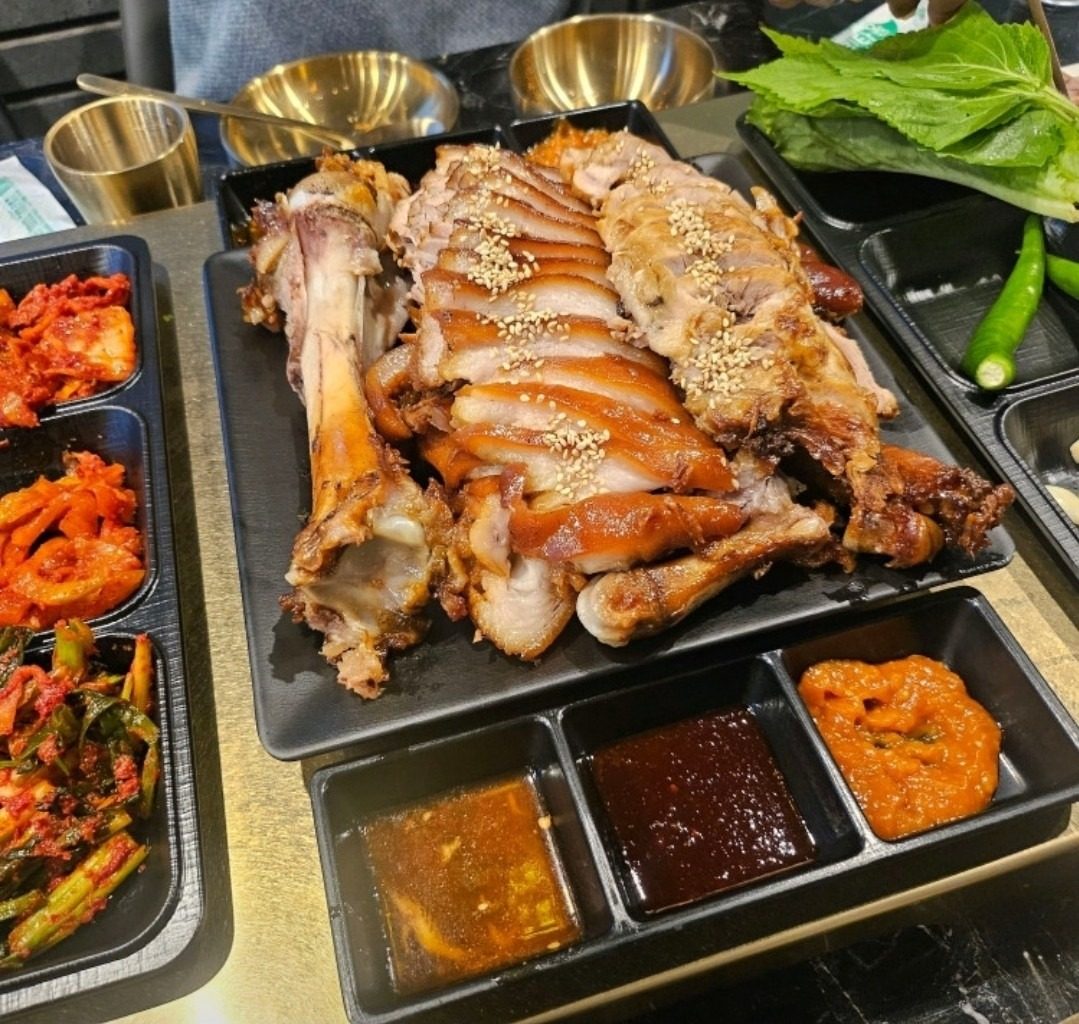 신규오픈 크라운족발