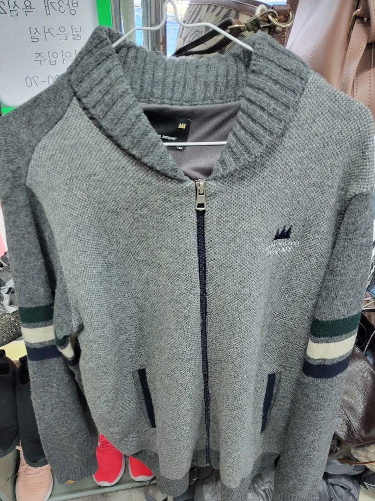 무인구제옷가게 picture 8