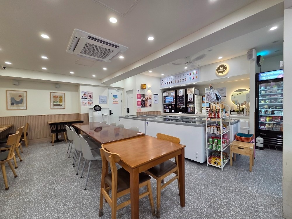 데이롱 카페 정릉국민대점 picture 2