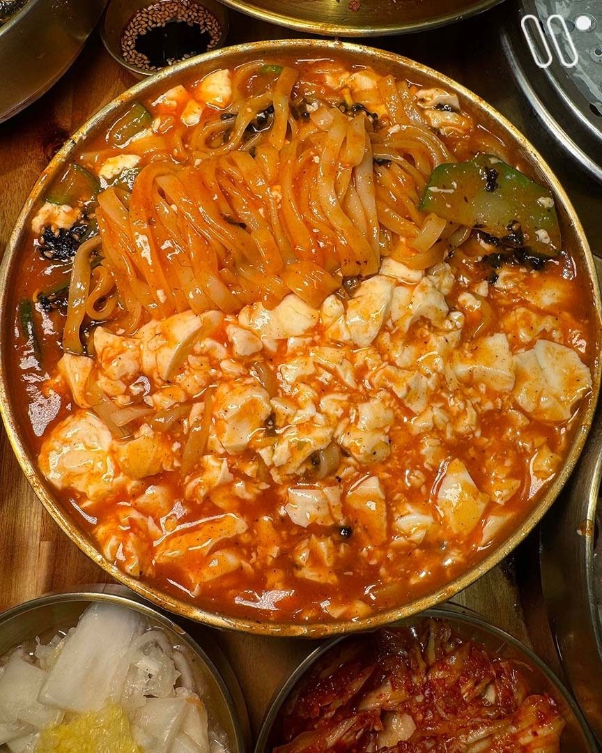 순두부 장칼국수 출시! 솔찬 장칼국수 구파발 본점에서 맛보세요!