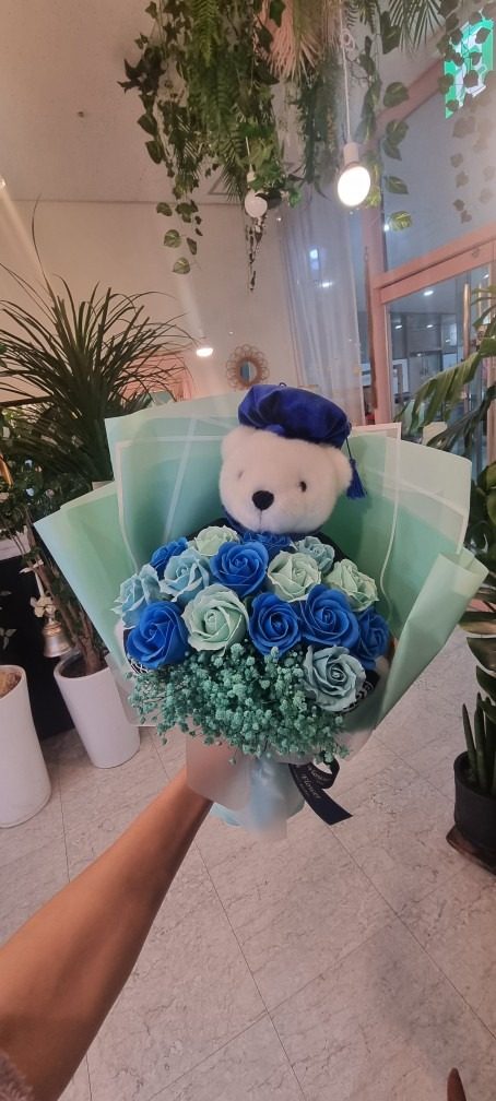 연세대 곰인형 이쁘다^^