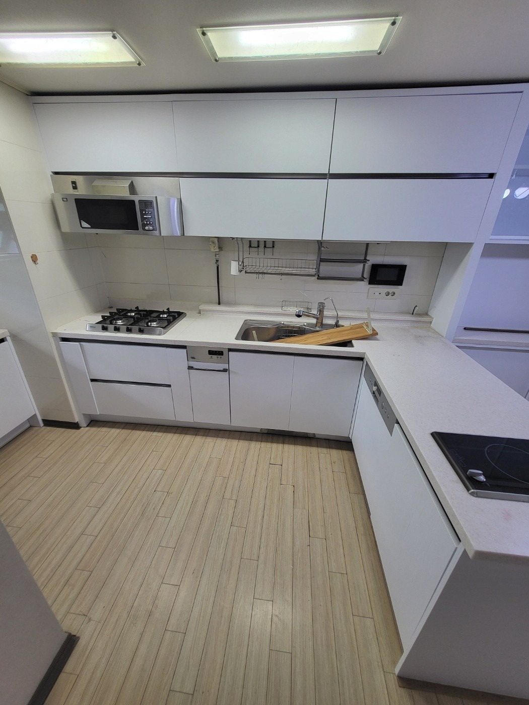 모던인테리어필름 picture 2