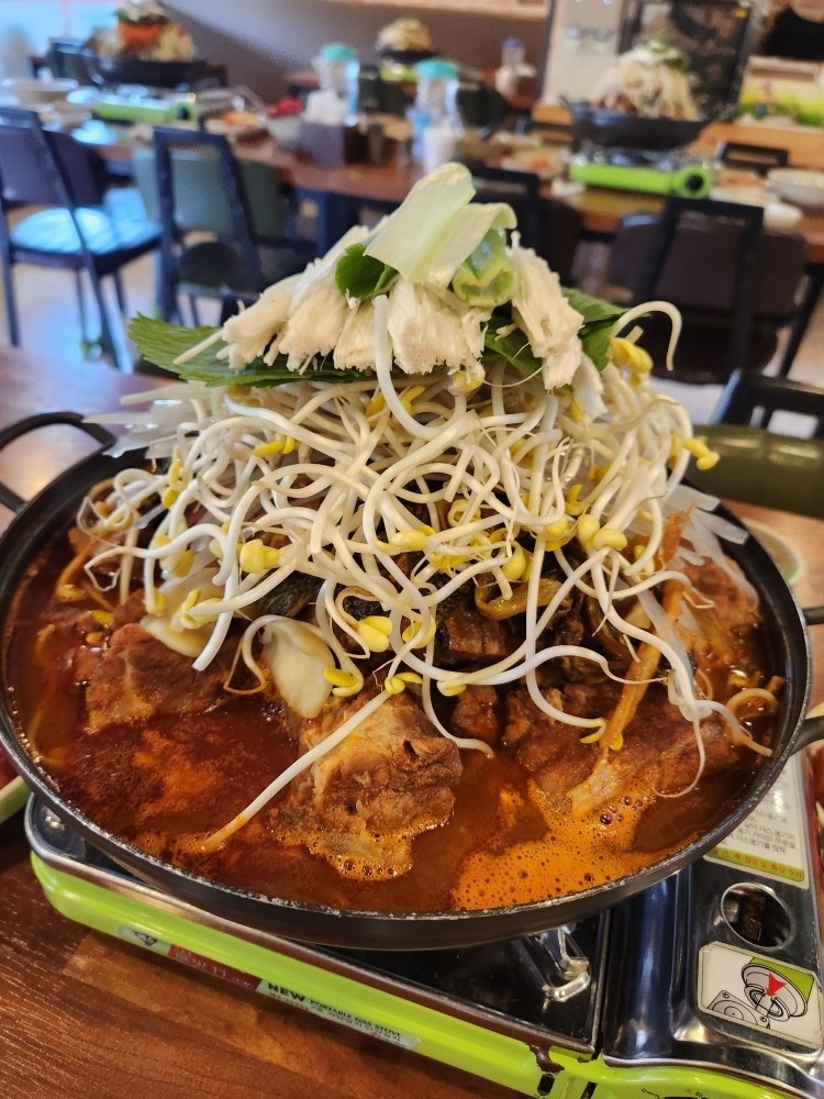 어쩌다감자탕 picture 4