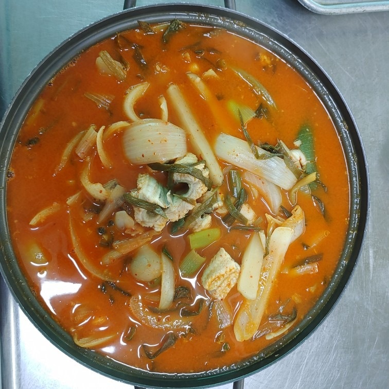 홍일수산식당 picture 8