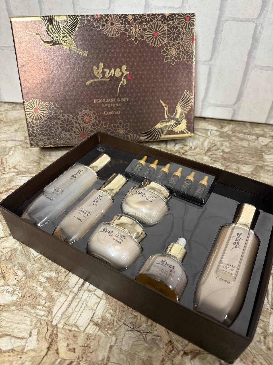 돈 필요해서 싸게 팔아보려구요ㅠㅠ