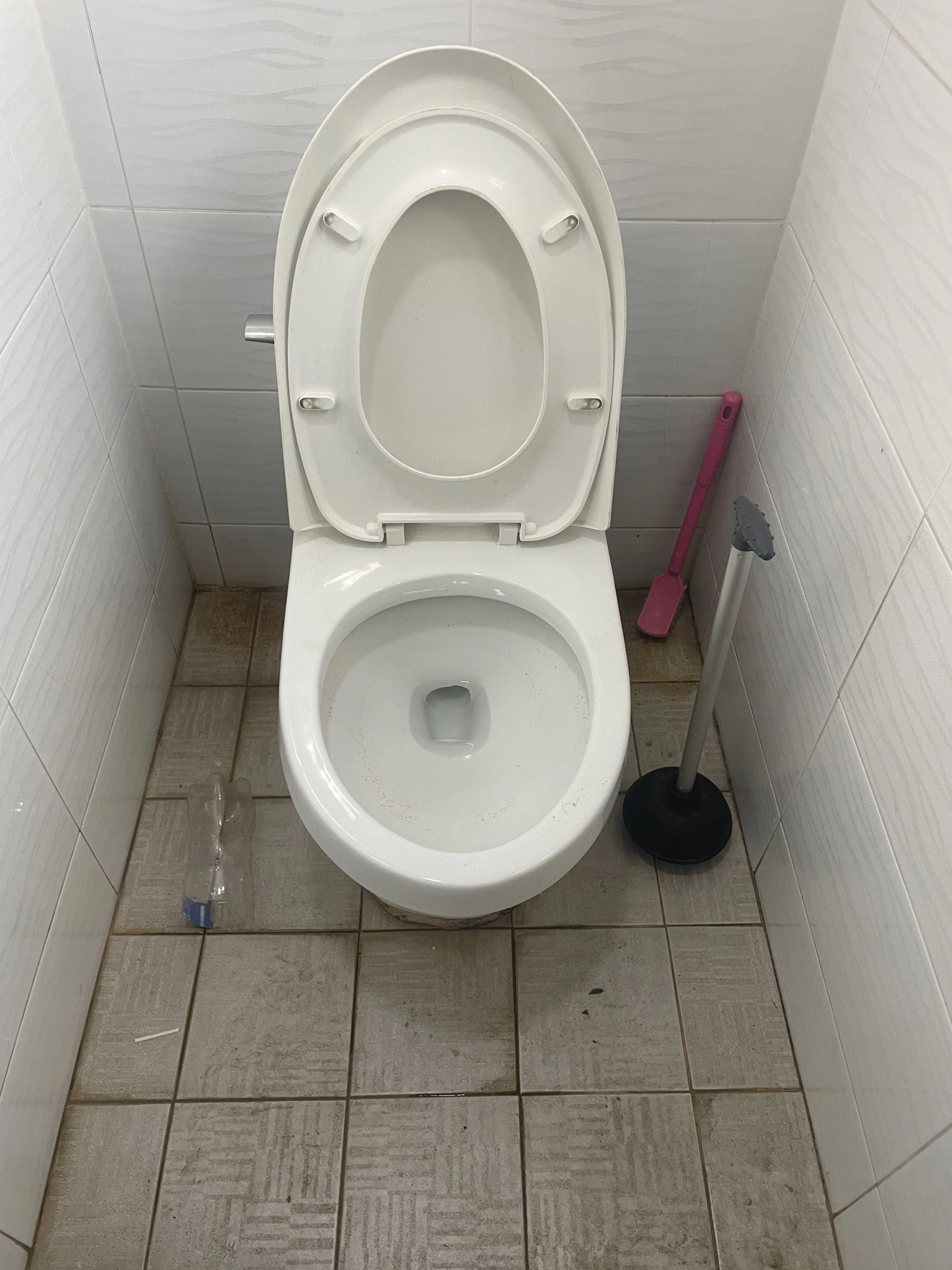 변기 물 잘 안내려갈때 옷걸이, 샴푸 쓰면 안되는 이유 | 경기도 안양시 만안구 안양동 | 배관막힘 | 당근 비즈 소식