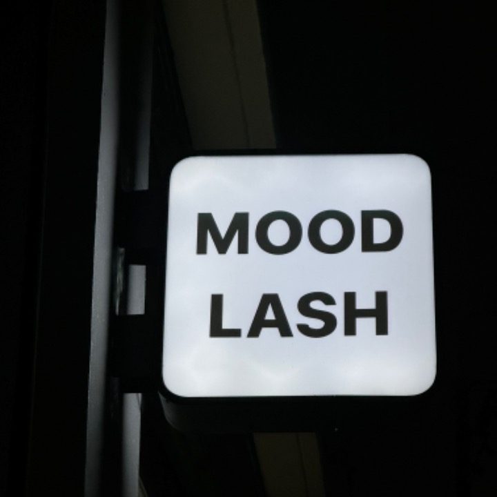 MOOD_LASH