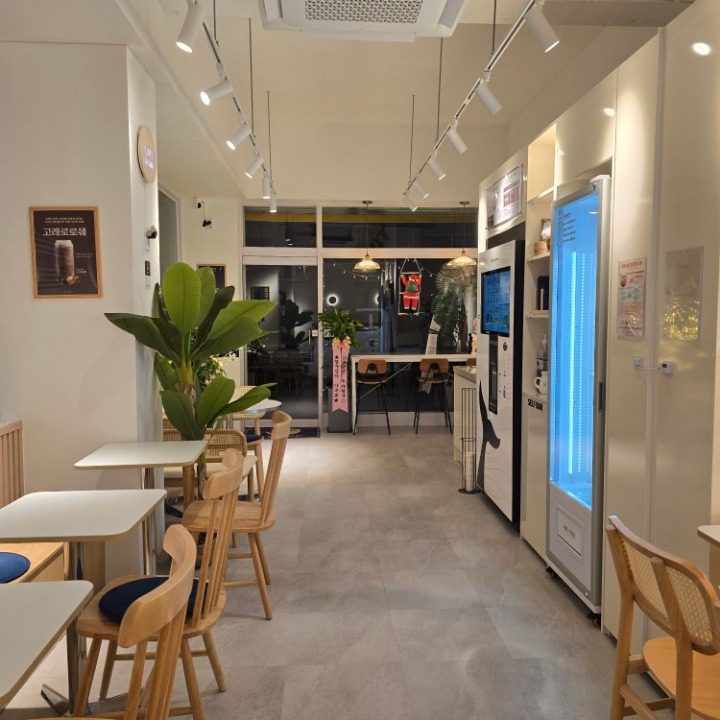 24시간무인카페 만월경 천안월봉점