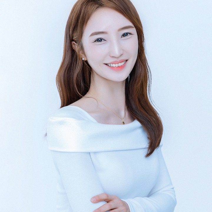 임국희 헤어드레서 지윤디자이너