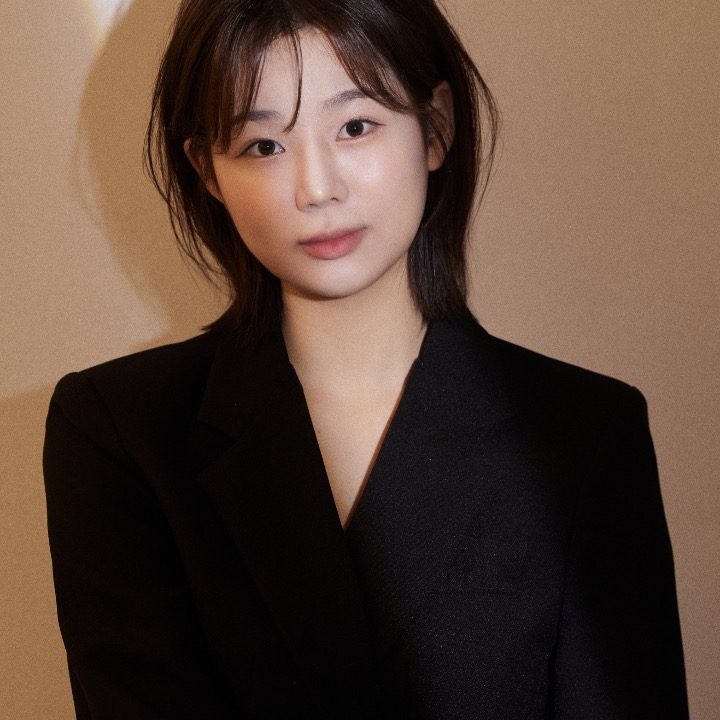에이치플레이스 교대역점 지은