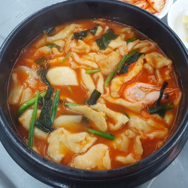 오송뚝배기 수제비
