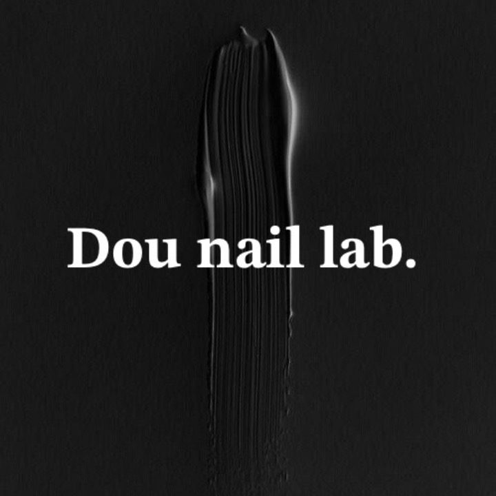 Dou nail lab.