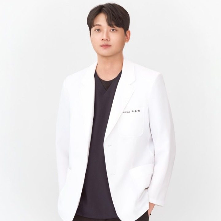 초담치과의원