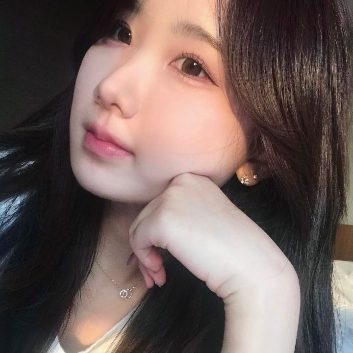 모어온 헤어 유니
