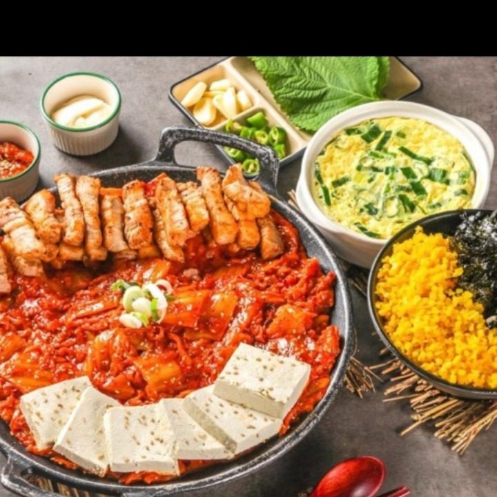 대박삼겹김치찜등갈비김치찜-김치삼겹구이