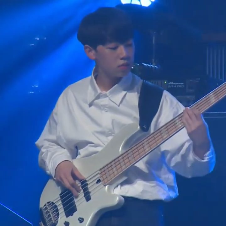 김도훈bass