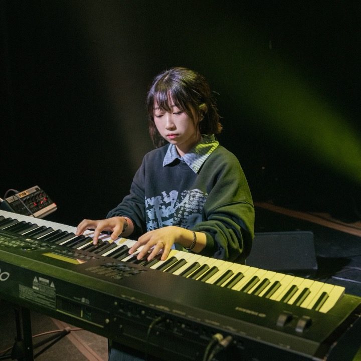 정다은