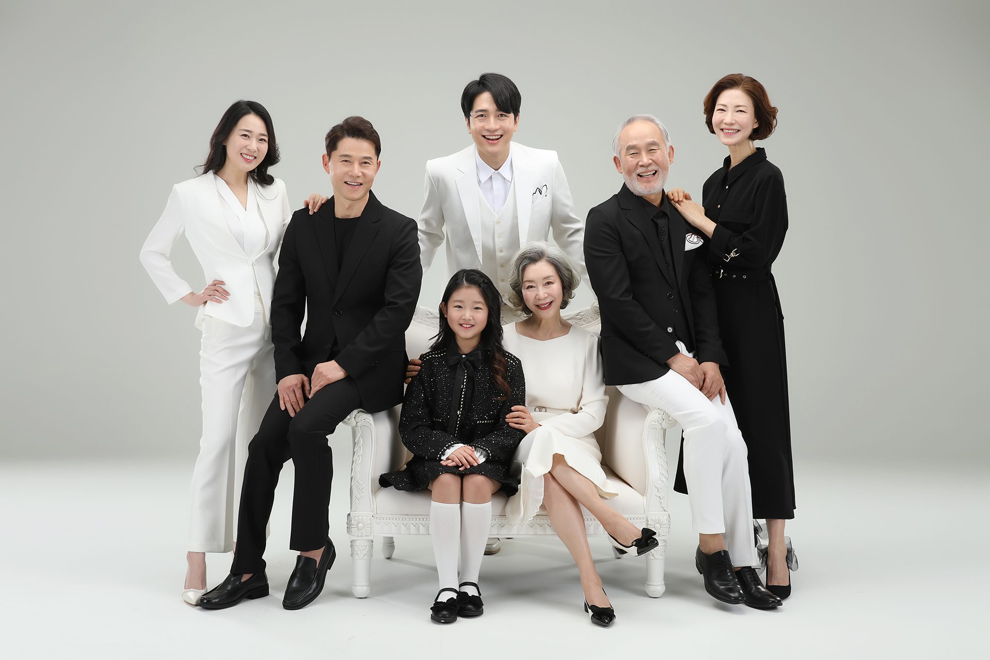 스튜디오 리뉴얼 오픈 이벤트 