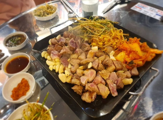 평화김해뒷고기 picture 5