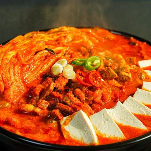 백년찬방찌개왕저팔계-찌개 전문점