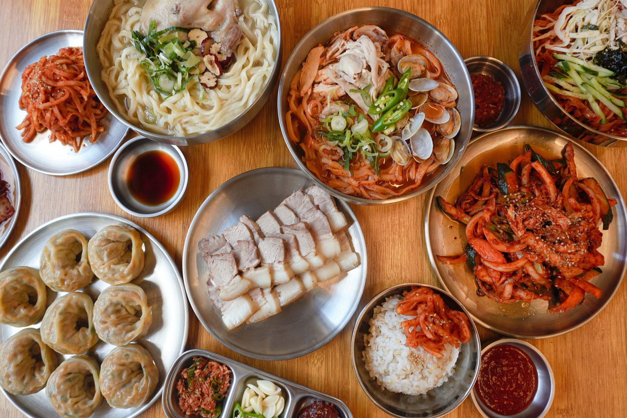 우이천닭칼국수 솔샘역점