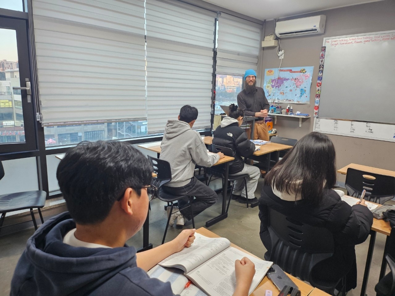 TES어학원 picture 5
