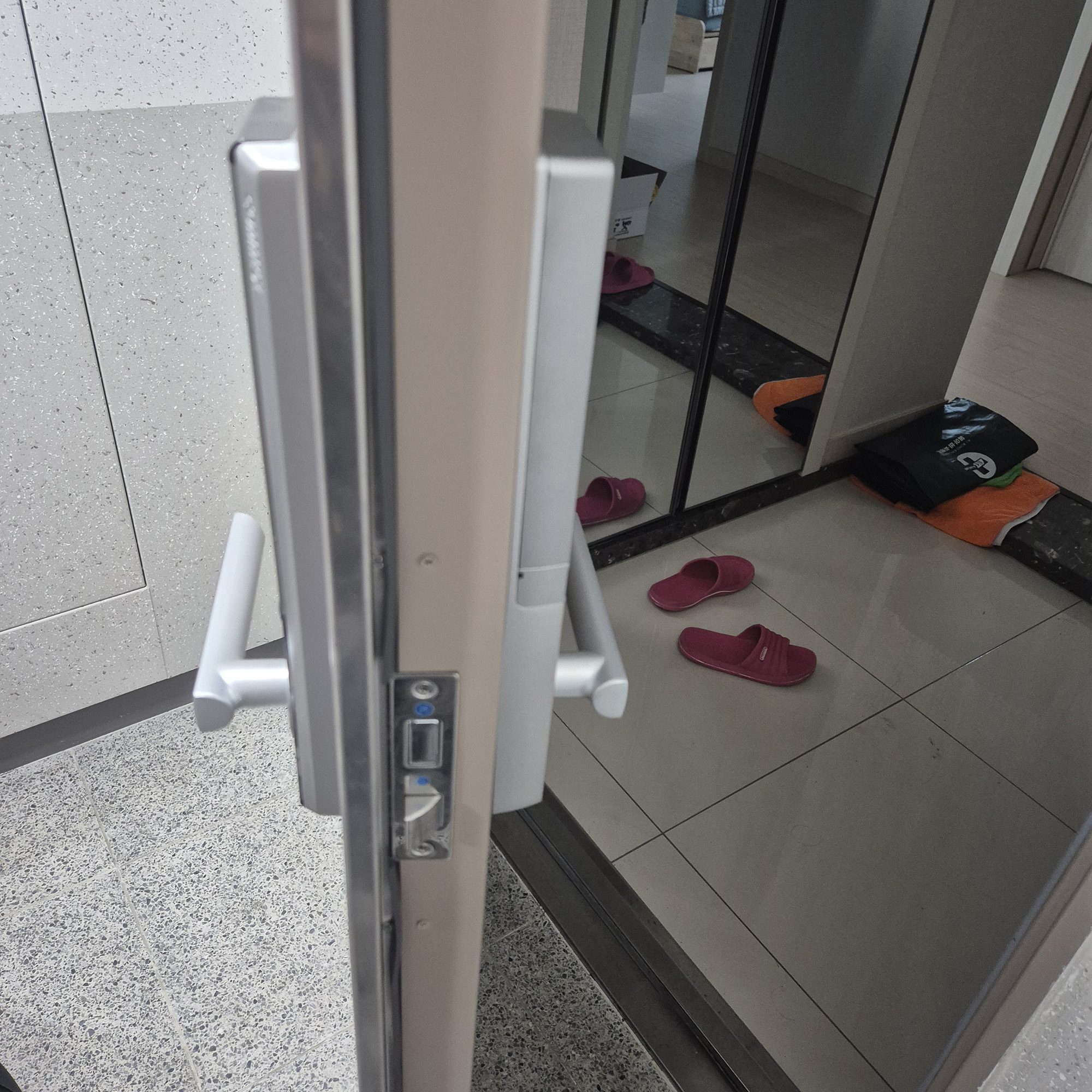 영통열쇠도어락고장수리24시설치