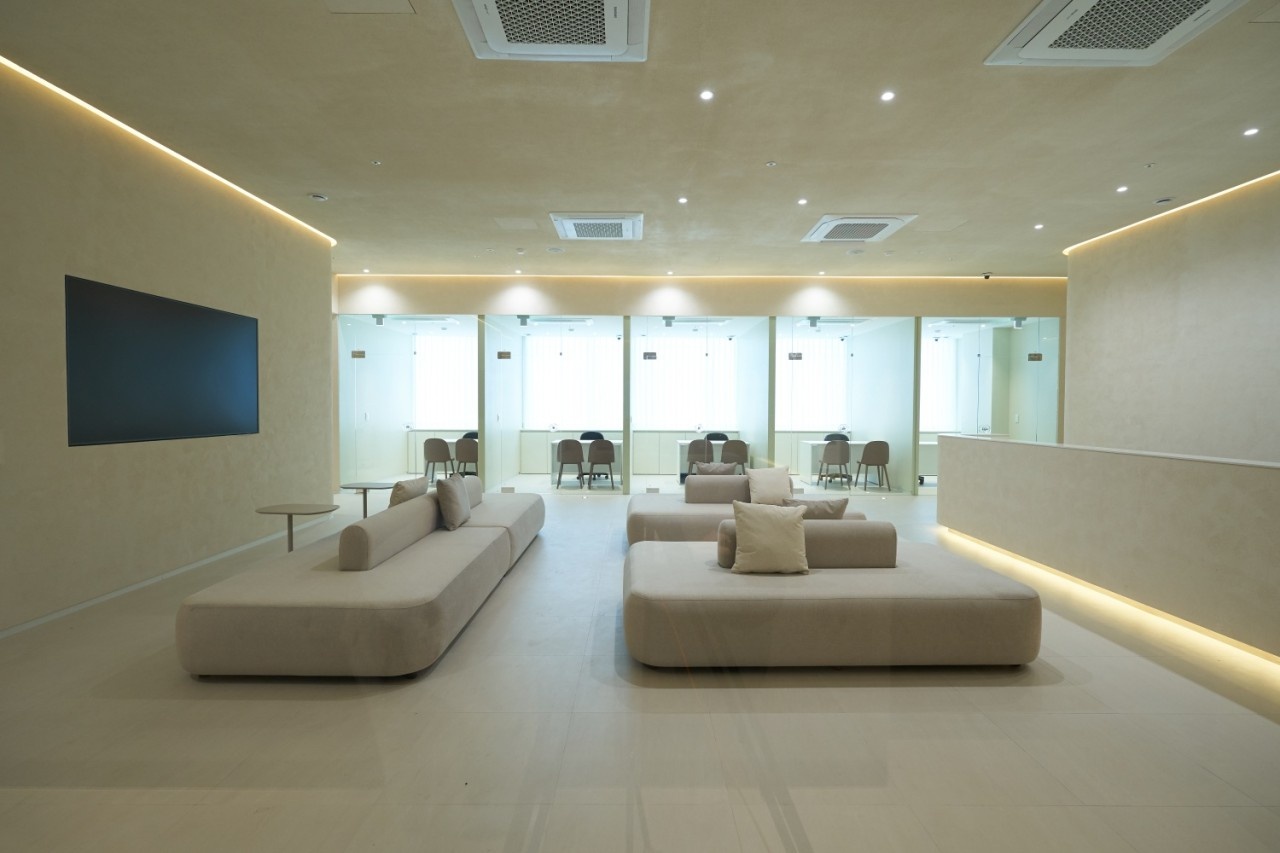 톤즈의원 홍대입구역 picture 1