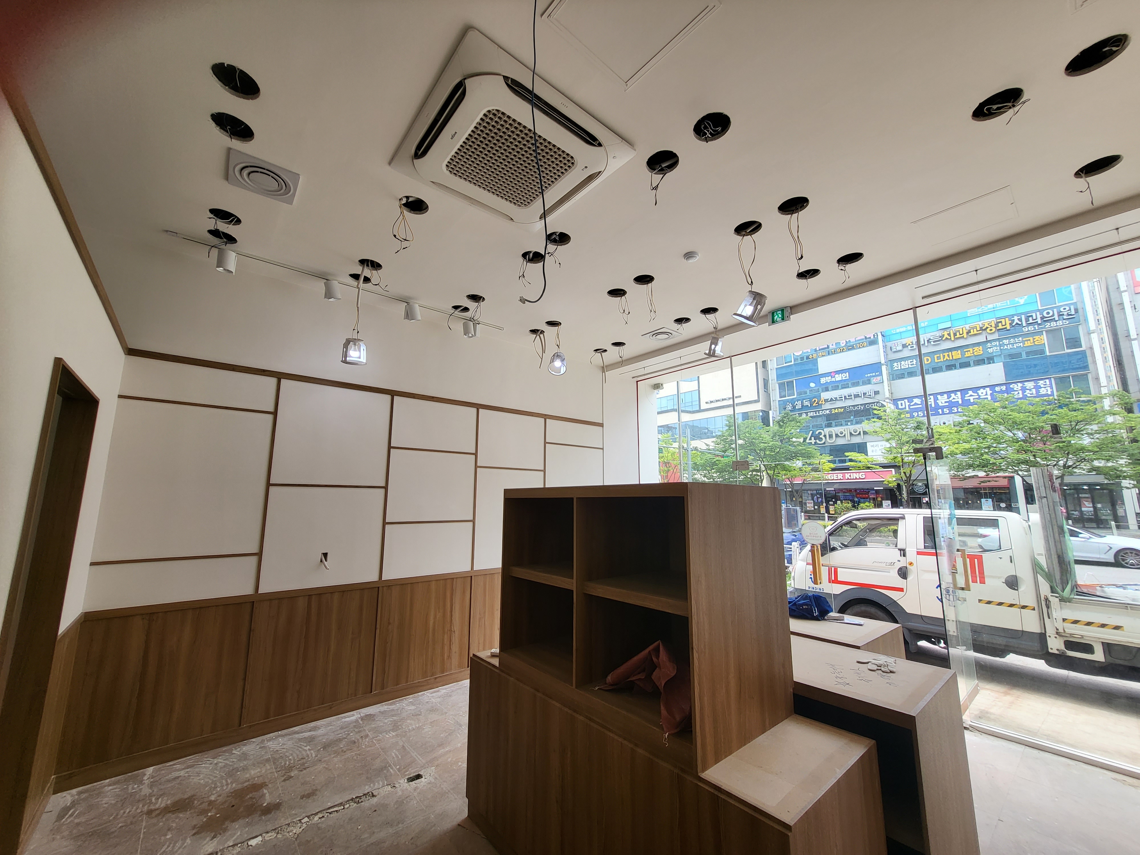 감성뺑끼 picture 8