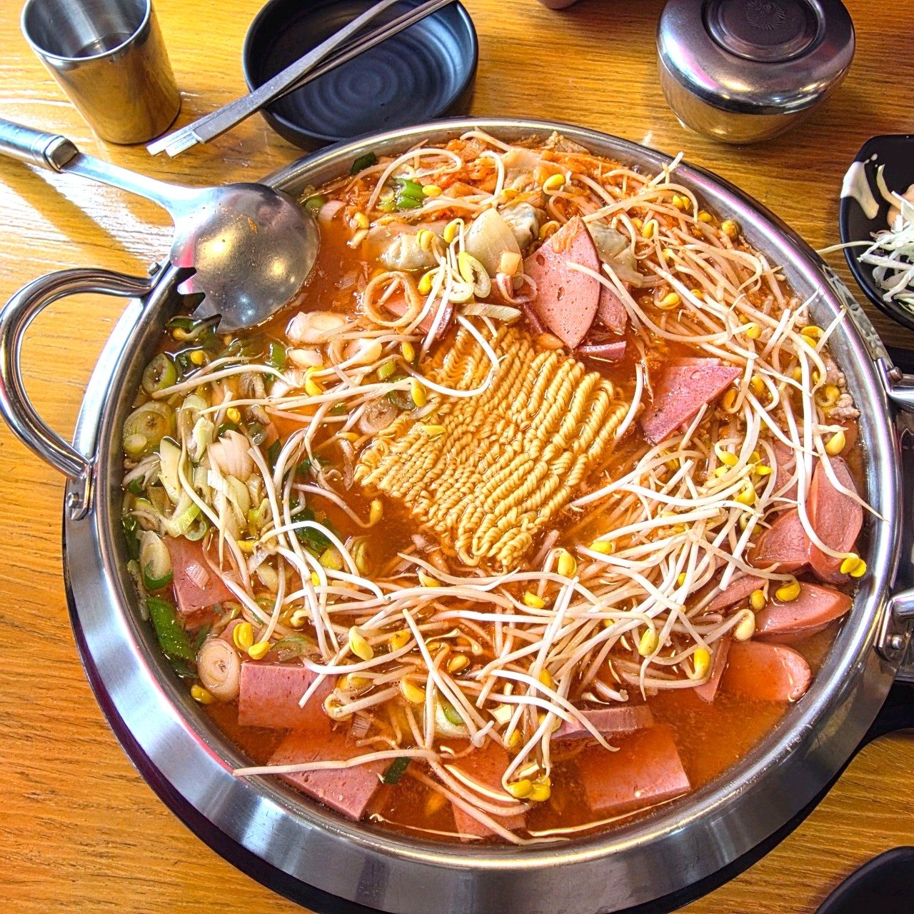 놀부부대찌개 강원삼척점