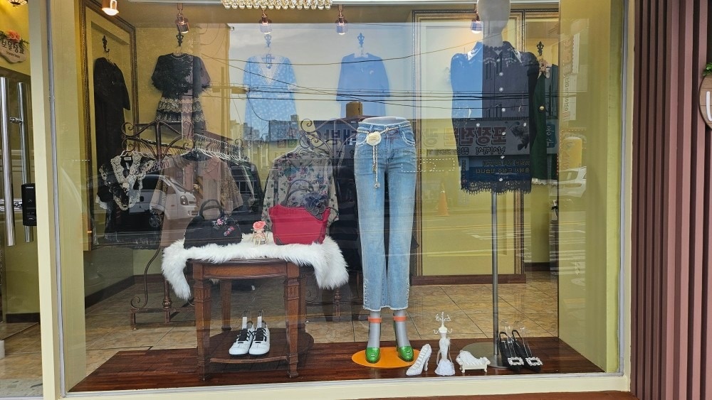 나무옷장 picture 6