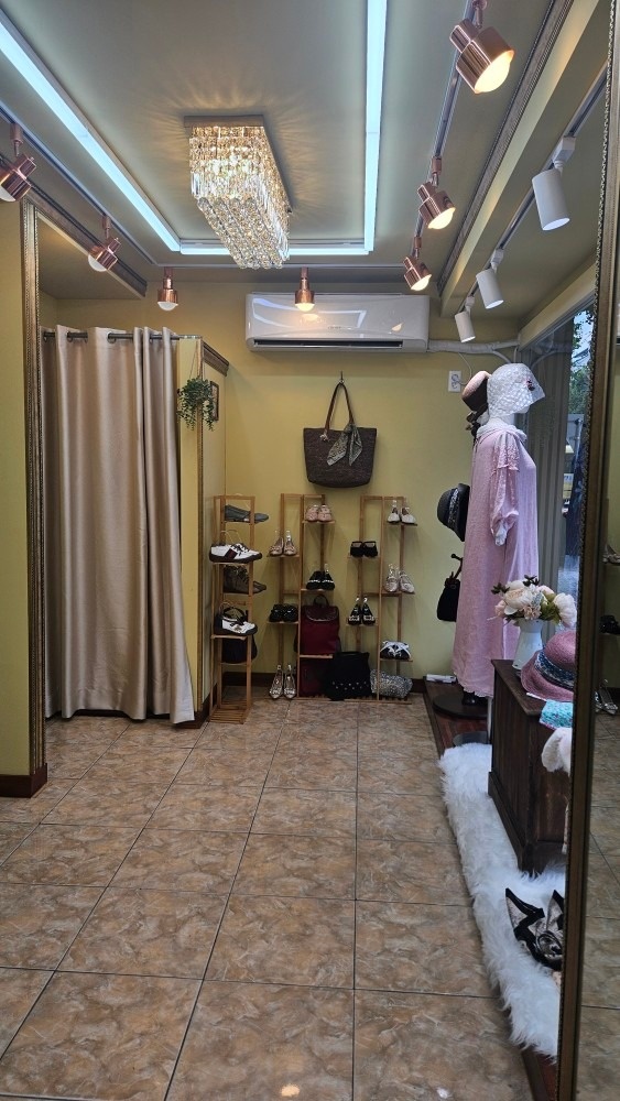 나무옷장 picture 8