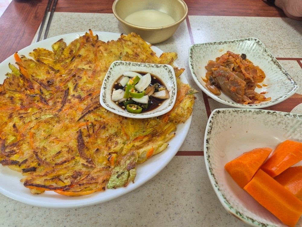 매화산아래닭발껍데기 picture 3